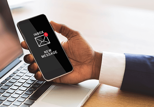 Smartphone with new email alert – Email validation service ensuring inbox accuracy and reducing bounce rates